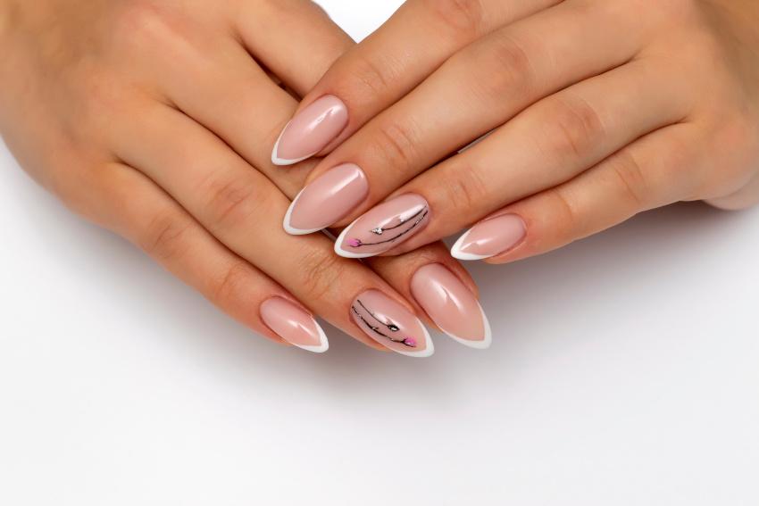 Micro French Nails selber machen