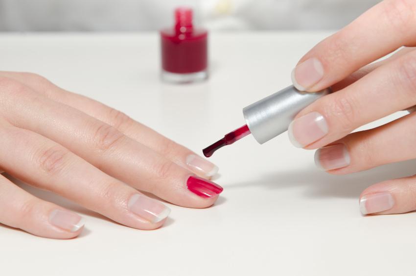 UV-Nagellack richtig auftragen